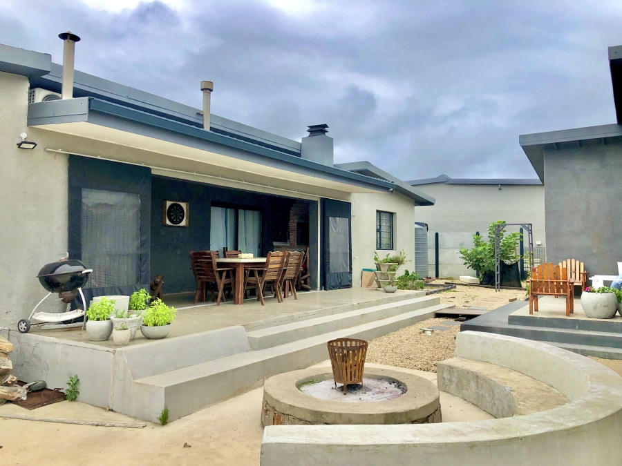 4 Bedroom Property for Sale in Boesmansriviermond Eastern Cape